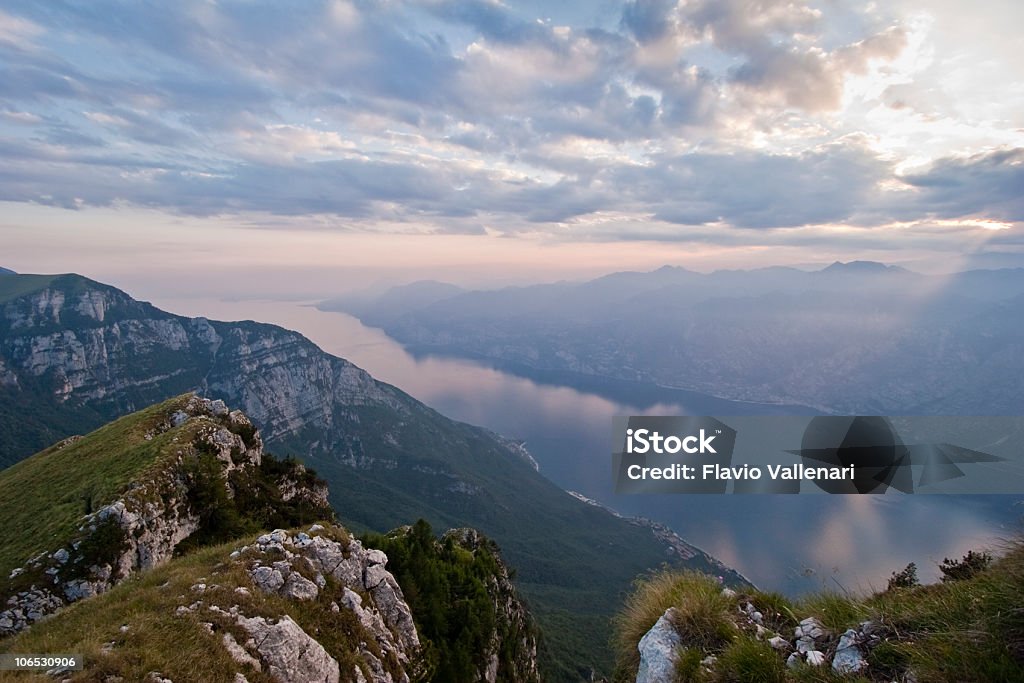 Lago Garda vista do Monte Baldo, Itália - Royalty-free Alpes Europeus Foto de stock