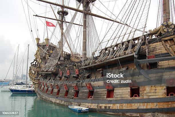 Pirate Nave - Fotografie stock e altre immagini di Il Mayflower - Il Mayflower, Marina Militare Americana, Acqua