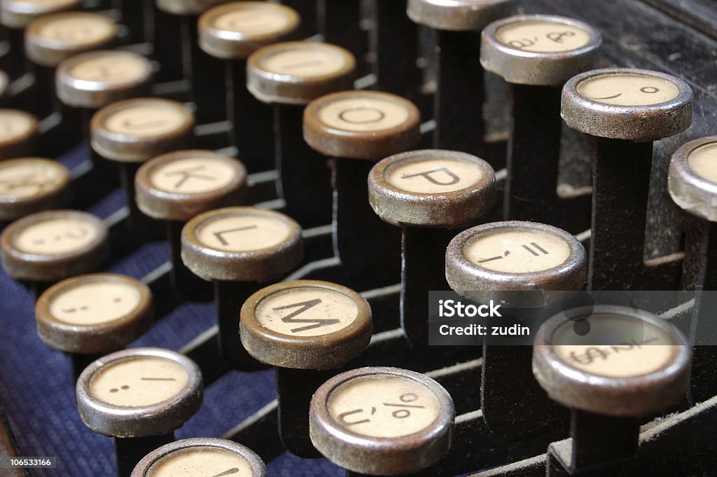 Старая Пишущая машинка - Стоковые фото Machinery роялти-фри