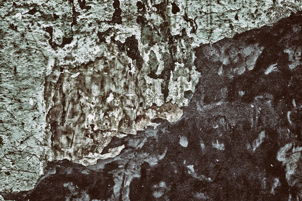 istock Old dirty concrete wall - dark grunge background 1065387022
