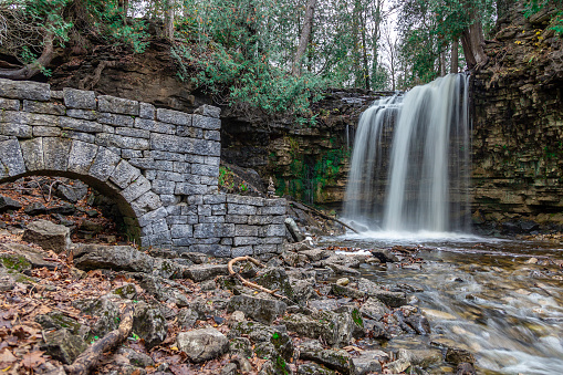 Hilton Falls with the ruins from the far side of the creek