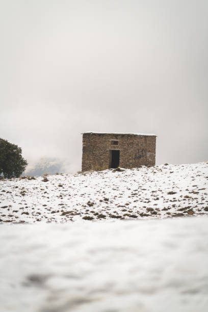 istock Alpujarras snow trip in Sierra Nevada, Spain 1065407870