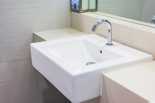 Basin faucets in bathrooms in luxury hotels in Thailand.
