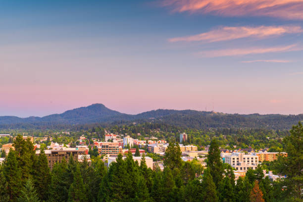 istock Eugene, Oregon, USA Skyline 1065432790