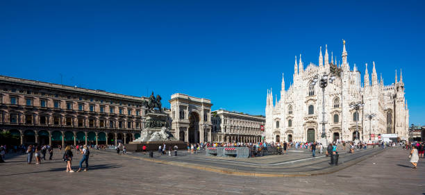 duomo di milano cathedral (mariae nascenti), italy - milan italy town square italy cathedral foto e immagini stock