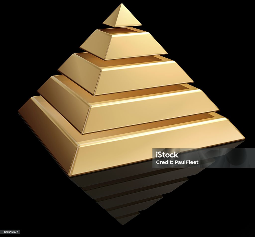Golden pirámide - Foto de stock de En medio del aire libre de derechos