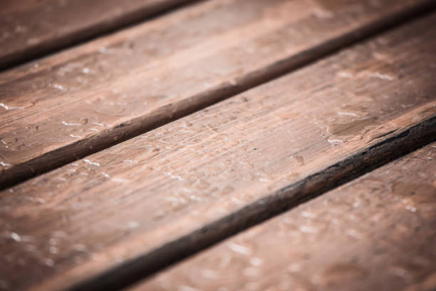 Wooden background and water drops