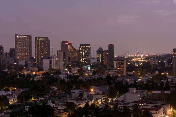 istock Mexico City skyline at night 1065505810