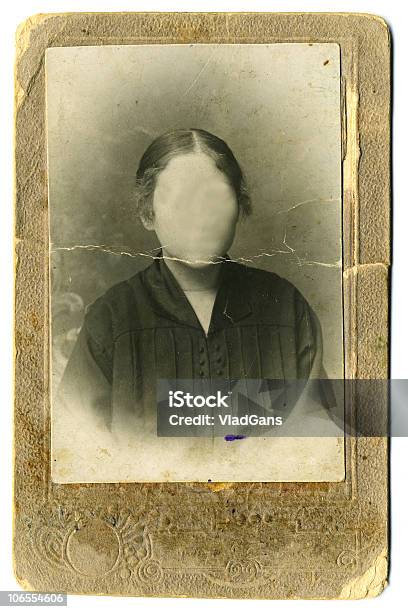 Vintage Foto De Mujer Sobre Fondo Blanco Foto de stock y más banco de imágenes de 1910-1919 - 1910-1919, Abuela, Familia