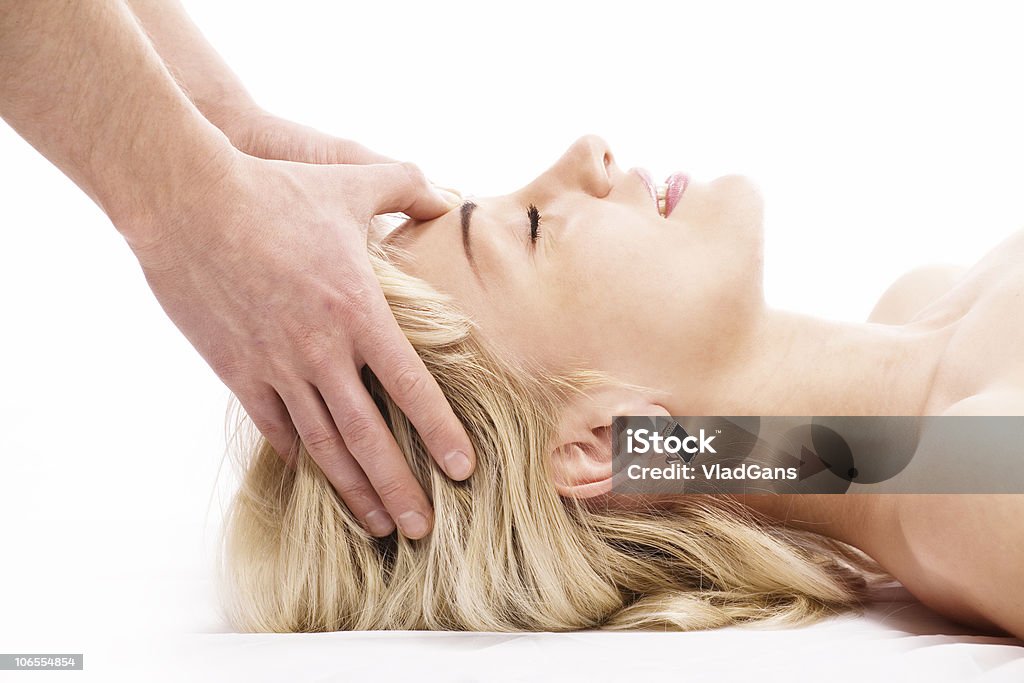 Massagem facial - Foto de stock de 20-24 Anos royalty-free