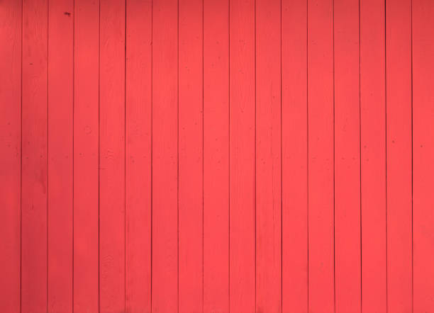 fond de planche murale, rouge grange en bois rouge - barn red old door photos et images de collection