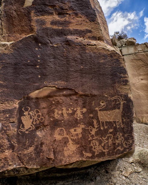 istock Petroglyphs - Nine Mile Canyon 1065591050