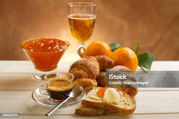 Desayuno Continental Foto de stock y más banco de imágenes de Alimento - Alimento, Café - Bebida, Cocinar