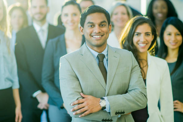 istock Businesswomen and businessmen 1065640468