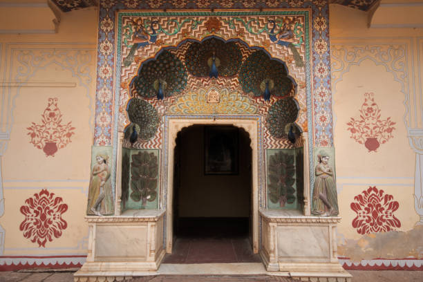istock Indian Painted Door in Jaipur 1065777732