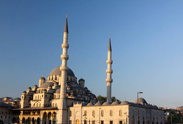 istock New Mosque in Istanbul, Turkey 106584214