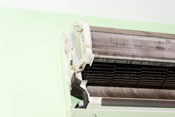 istock Dust that catches the filter of the air conditioner is a source of various germs. 1065843816