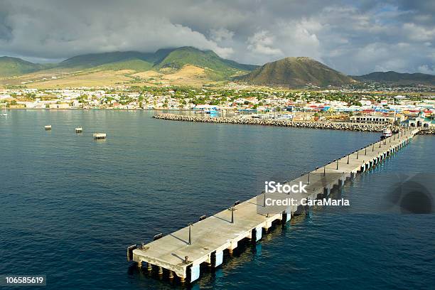 São Cristóvão - Fotografias de stock e mais imagens de Basseterre - Basseterre, Beira d'Água, Cais - Estrutura Feita pelo Homem