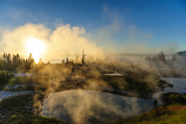 istock Sunrise in West Thumb 1065856686