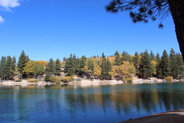 istock MOUNTAIN WATERS - GREEN VALLEY LAKE - 102318 1065889268