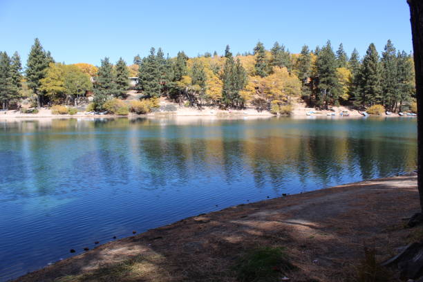 istock MOUNTAIN WATERS - GREEN VALLEY LAKE - 102318 1065889270
