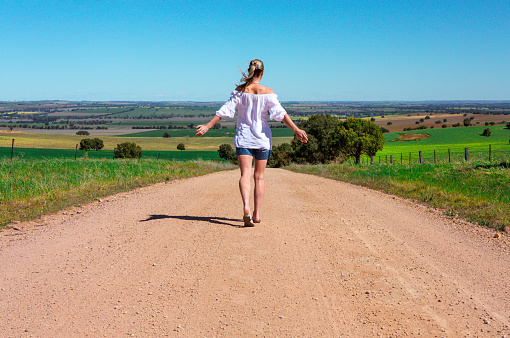 Walking along dusty country roads, carefree vibes and views for miles n rural Central West Australia