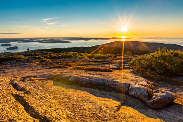 alba nel parco nazionale di acadia - cadillac mountain maine new england usa foto e immagini stock