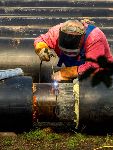 istock Electrical welding of water pipes 1066061852