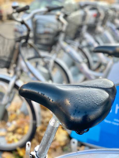 istock City of bicycle 1066111814