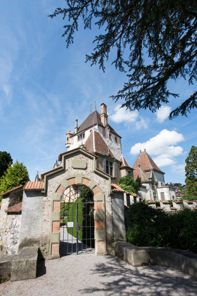 zamek oberhofen, szwajcaria - berne canton zdjęcia i obrazy z banku zdjęć