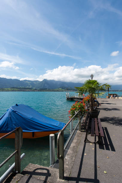 marina in the village of oberhofen, switzerland - berne berne canton aare river switzerland imagens e fotografias de stock