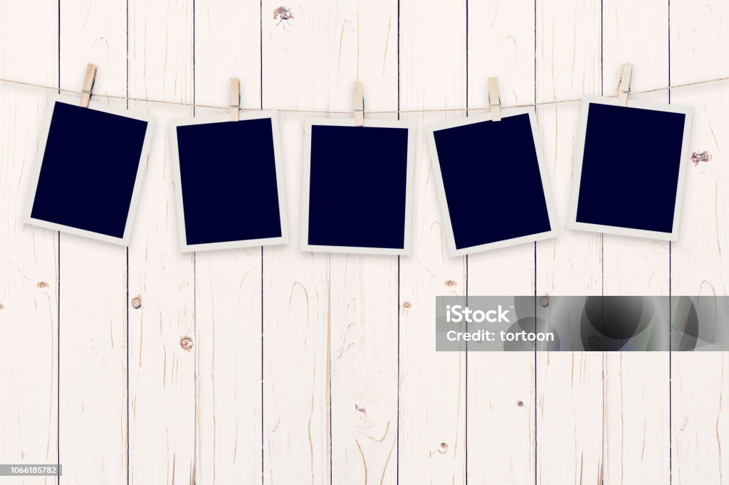 Năm bức ảnh tức thì trên Nền gỗ và Kết cấu dọc, Vintage săn chắc. - Trả phí Bản quyền Một lần Bức ảnh - Sản phẩm nghệ thuật và thủ công Bức ảnh sẵn có Năm bức ảnh tức thì trên Nền gỗ và Kết cấu dọc, Vintage săn chắc. - Trả phí Bản quyền Một lần Bức ảnh - Sản phẩm nghệ thuật và thủ công Bức ảnh sẵn có