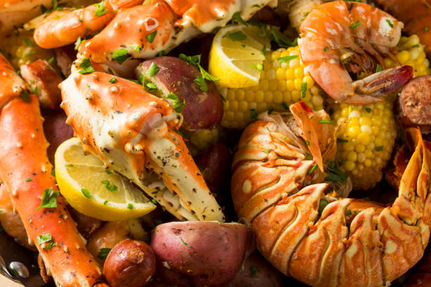 istock Homemade Cajun Seafood Boil 1066213156