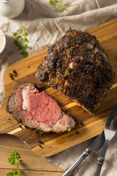 istock Roasted Boneless Prime Beef Rib Roast 1066220632