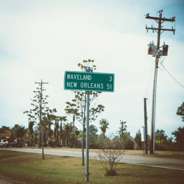 istock Road sign to New Orleans 1066260418