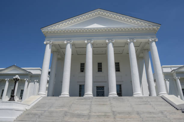 istock Virginia State Capitol in Richmond 1066291856