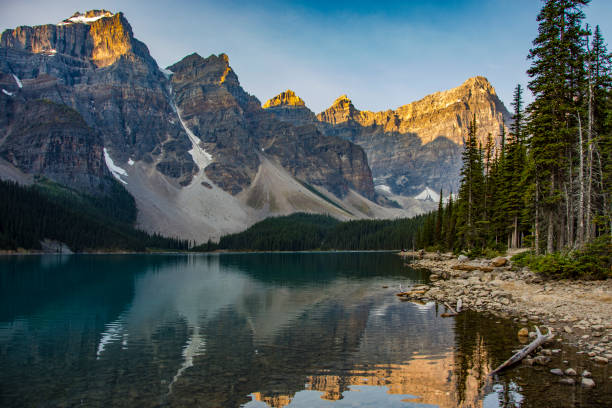 istock Moraine Lake Sunrise 1066359580