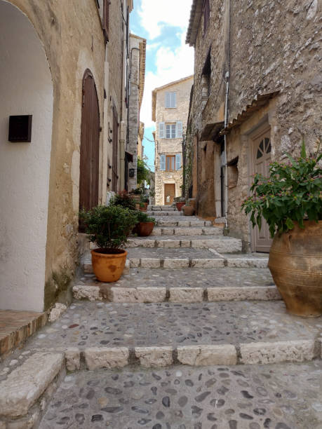 istock Saint Paul de Vence - Streets and Architecture 1066430468