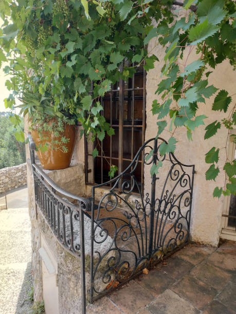istock Saint Paul de Vence - Streets and Architecture 1066430478