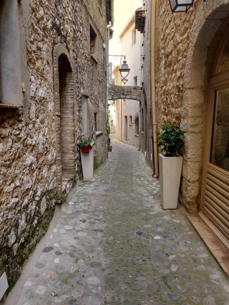 istock Saint Paul de Vence - Streets and Architecture 1066430504