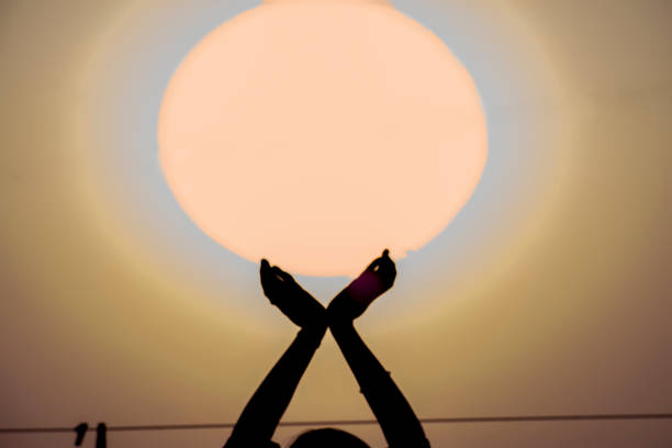 cloudy sun girl try catch to sun