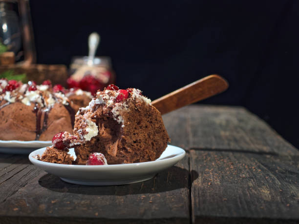 istock Chocolate Christmas bundt cake 1066547050