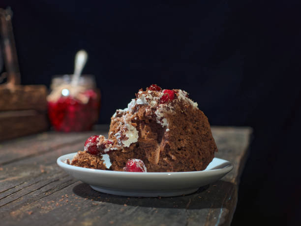 istock Chocolate Christmas bundt cake 1066547092