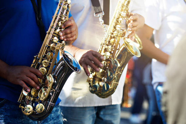 bo kaap kaapse klopse saxophonistes - traditional culture flash photos et images de collection