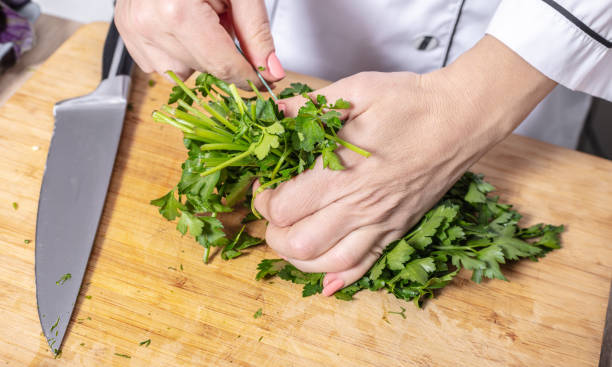 istock cook chopped parsley 1066895138