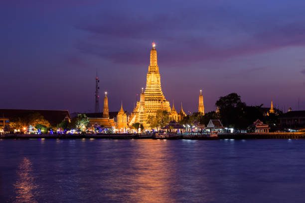 istock Wat arun (temple of dawn) at twilight, bangkok, thailand 1066912402