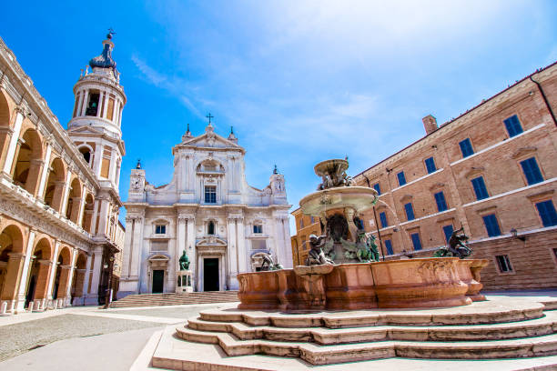 The Basilica della Santa Casa in Loreto, Italy The Basilica della Santa Casa (English: Basilica of the Holy House) is a shrine of Marian pilgrimage in Loreto, Italy. casa stock pictures, royalty-free photos & images