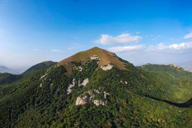 Mount Beshtau from the height of the drone in the summer Sunny day Mount Beshtau from the height of the drone in the summer Sunny day stavropol stavropol krai stock pictures, royalty-free photos & images