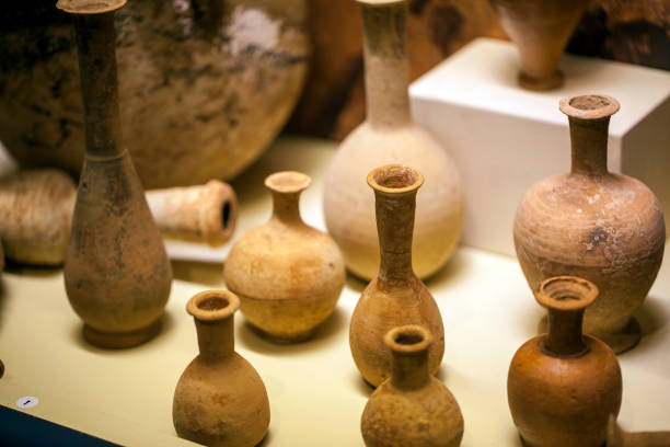 istock Anicent Antique Pot Historical Art Objects 1066981878