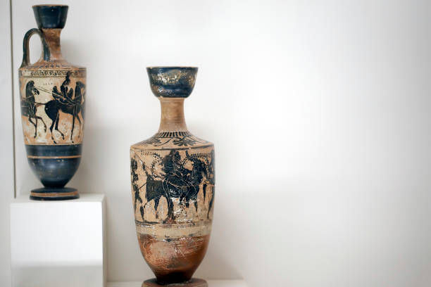 istock Anicent Antique Pot Historical Art Objects 1066982578